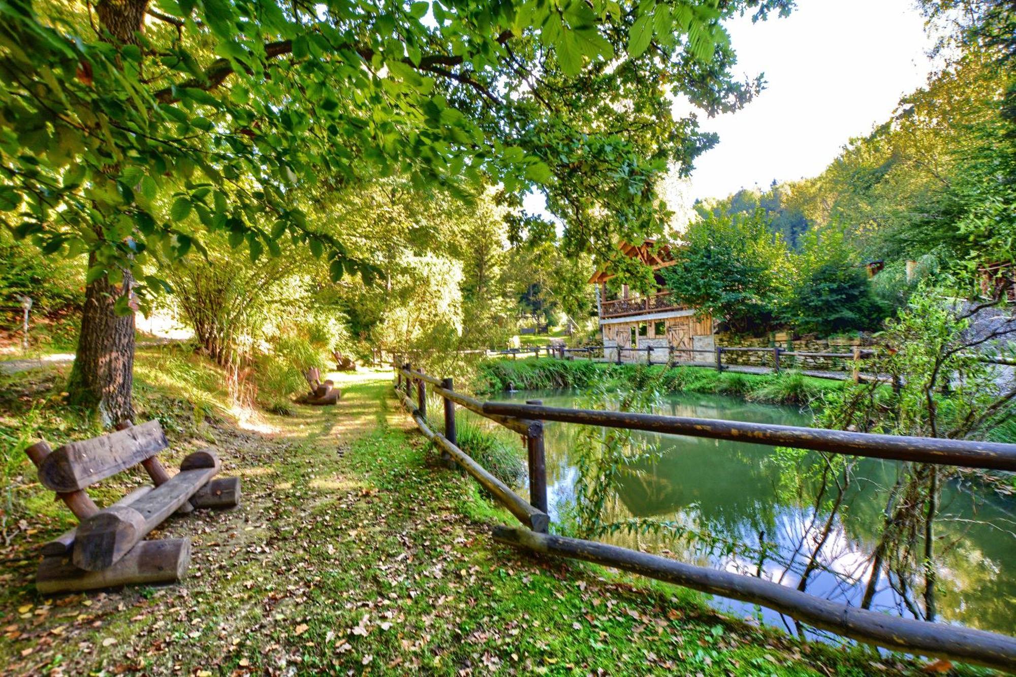 Osada Sroczy Jar Villa Rozpucie Kültér fotó