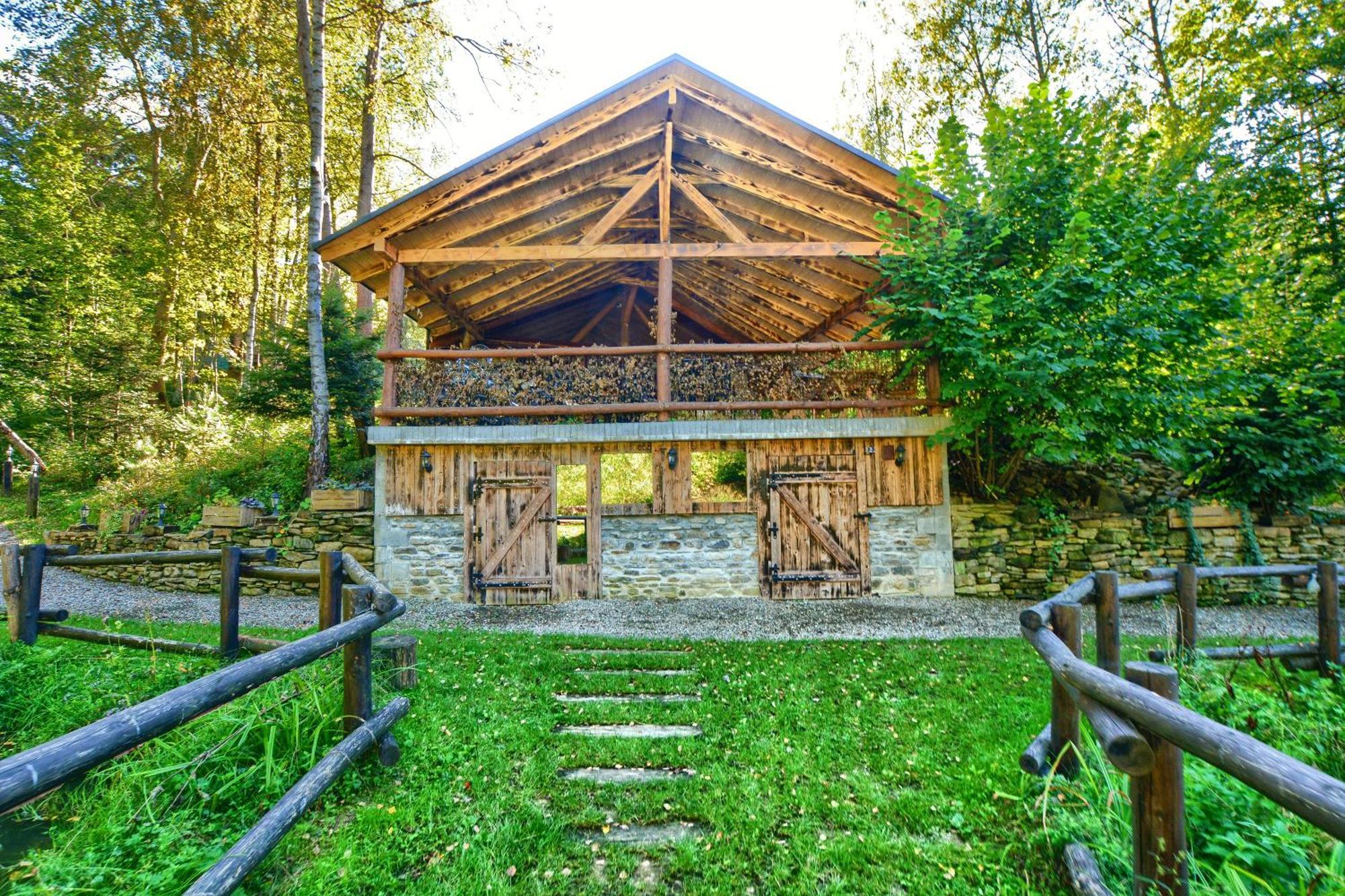 Osada Sroczy Jar Villa Rozpucie Kültér fotó